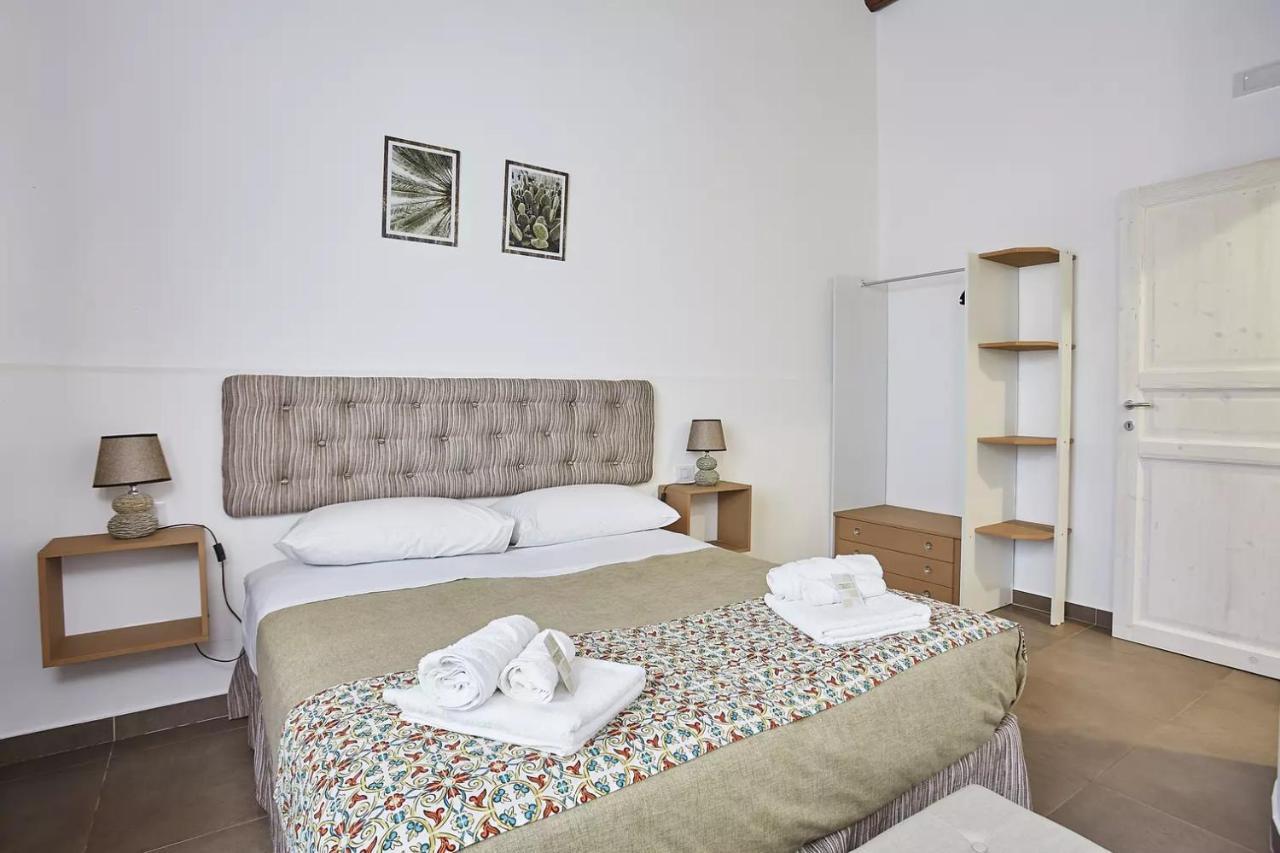 Casale Sammartano Apartments Ummari Ngoại thất bức ảnh