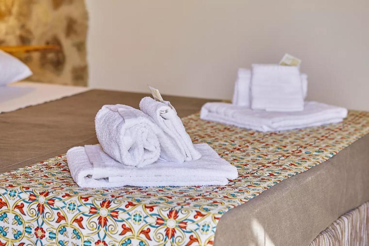Casale Sammartano Apartments Ummari Ngoại thất bức ảnh